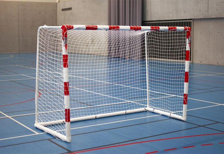 But de handball mobile en plastique - filet inclus