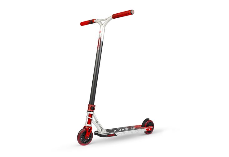 Trottinette freestyle MGP MGX Extreme argent et rouge